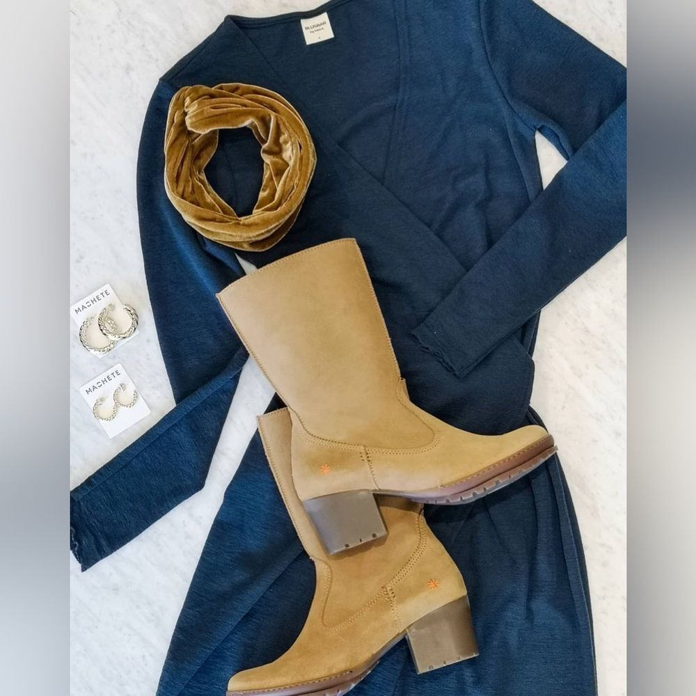 🐑By Basics🐑 Merino Wool Wrap Dress - Picture 4 of 14